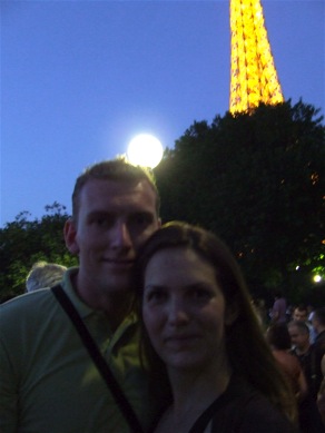 Feuerwerk unterm Eiffelturm