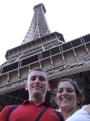 Unterm Eiffel Turm